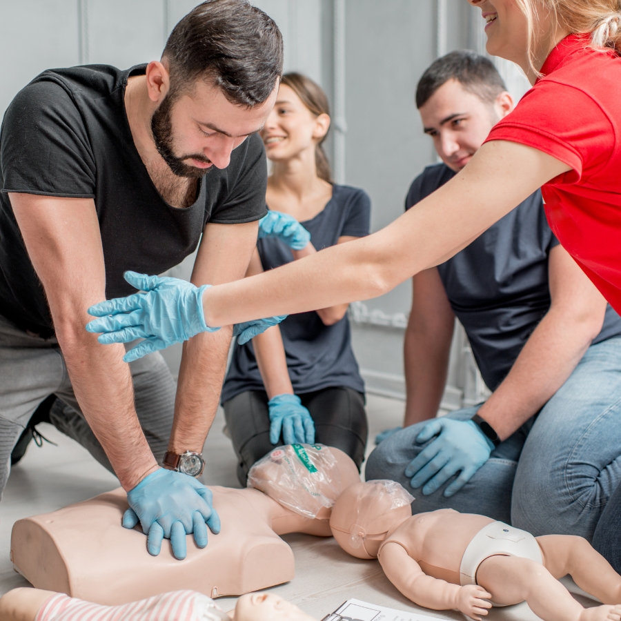 Formación soporte vital básico en Valencia