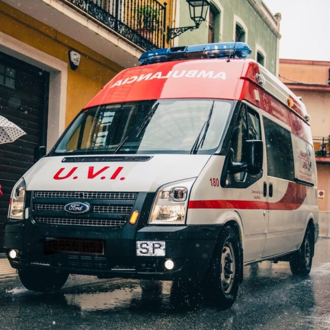 Ambulancia UVI en Valencia Ambulancia UVI en Valencia
